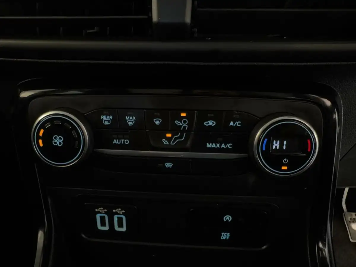 2020-ford-ecosport-10t-st-line-125ps-big-20