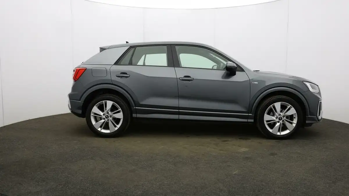 2021-audi-q2-15-35-tfsi-s-line-tronic-big-43