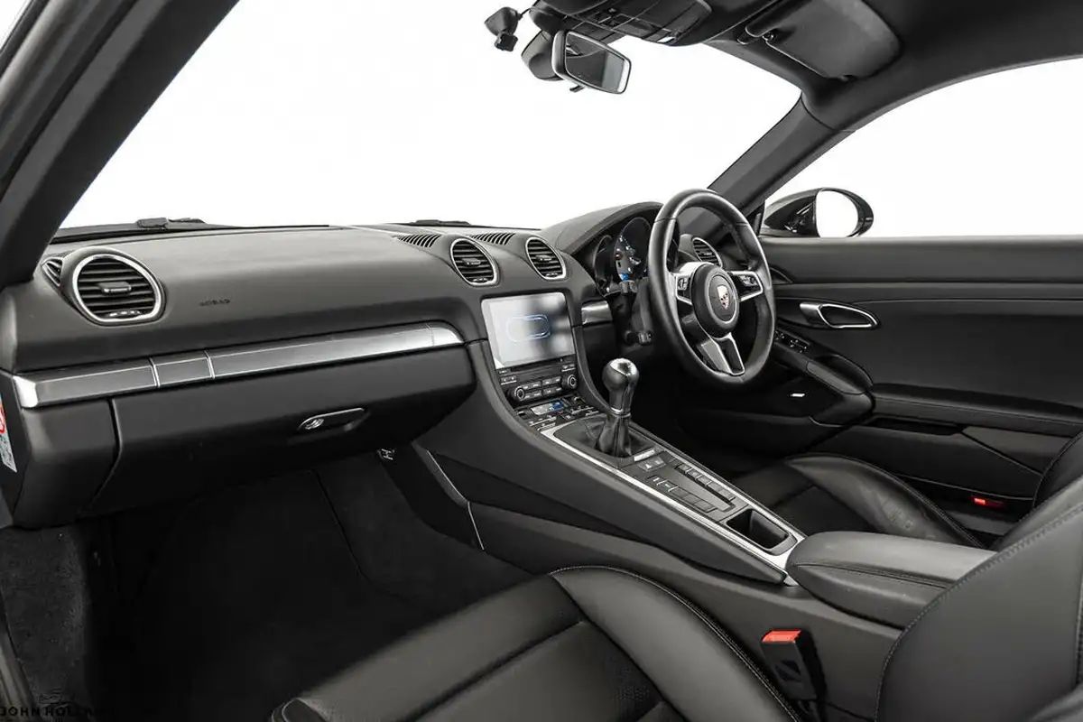 2020-porsche-cayman-718-25-cayman-s-big-13