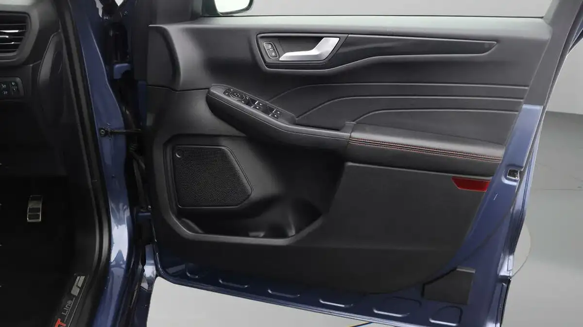 2022-ford-kuga-25t-st-line-x-edition-225ps-phev-big-22