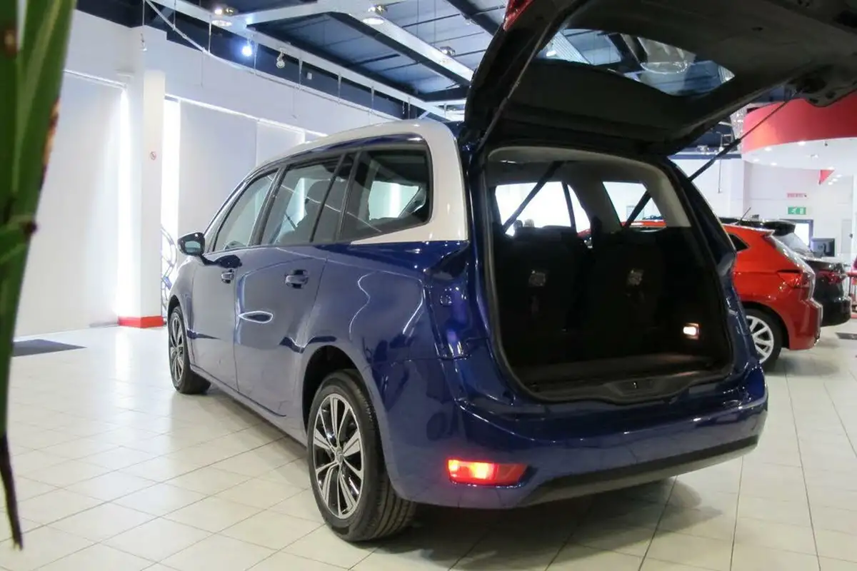 2018-citroen-grand-c4-picasso-16bluehdi-feel-big-55