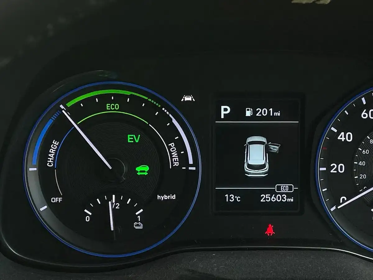 2020-hyundai-kona-16-gdi-premium-big-13