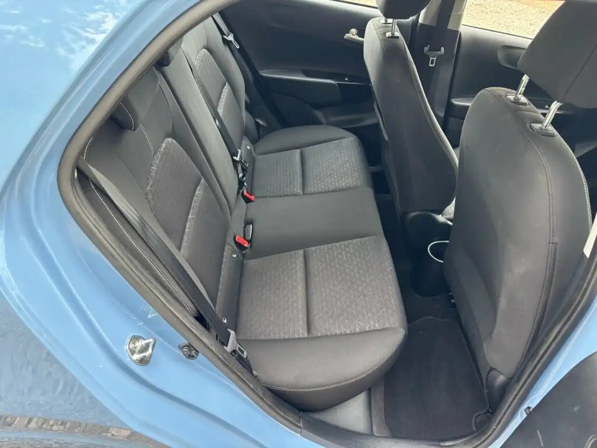 2017-kia-picanto-10-2-big-23