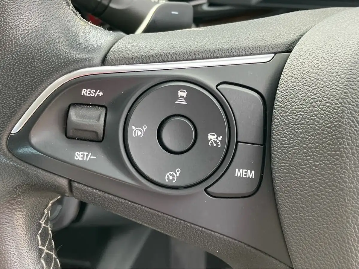 2022-vauxhall-mokka-12-elite-edition-130ps-auto-big-15
