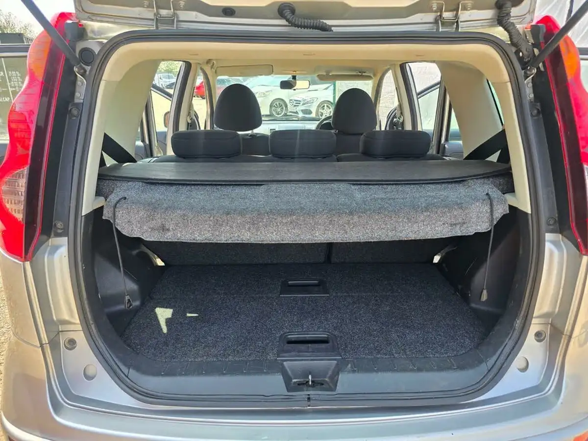 2010-nissan-note-16-visia-ac-auto-big-35