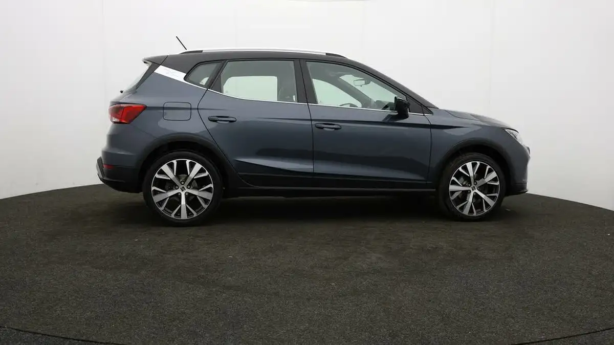 2022-seat-arona-10-tsi-xperience-lux-big-30