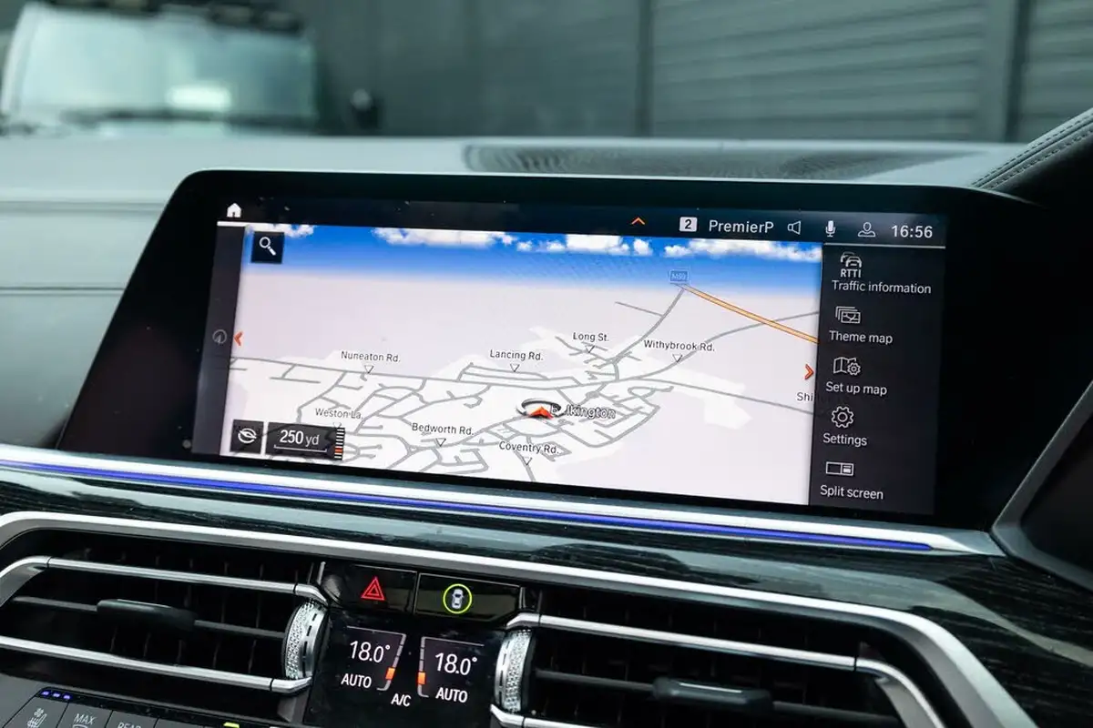 2020-bmw-x7-30td-m50d-big-43