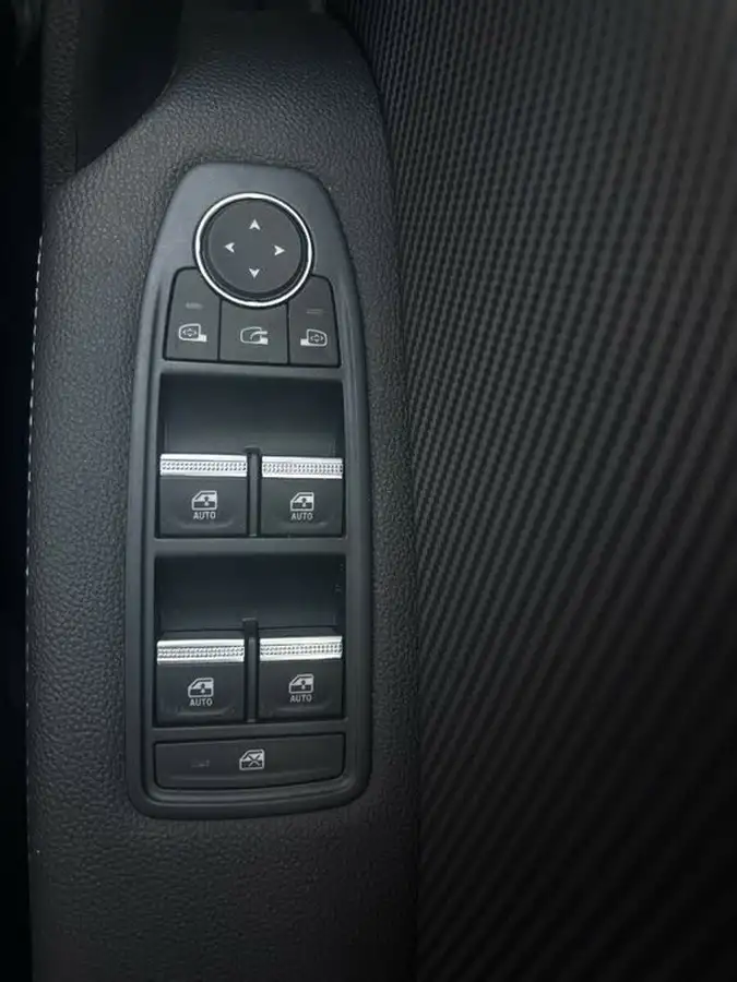 2022-renault-captur-16-rs-line-145ps-rs-line-e-tech-hybrid-big-31