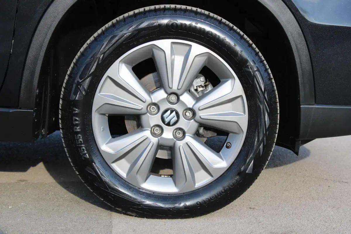 2023-suzuki-vitara-14-boosterjet-sz-t-big-10