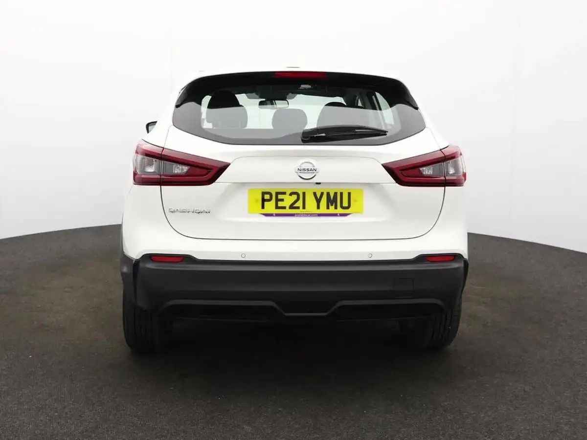 2021-nissan-qashqai-13-dig-t-acenta-premium-140ps-big-2