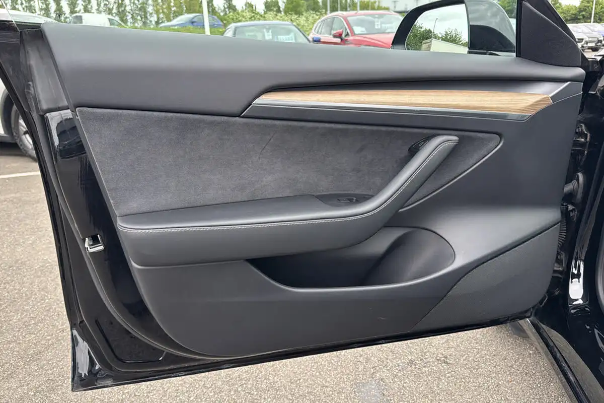 2021-tesla-model-3-e-standard-plus-big-30