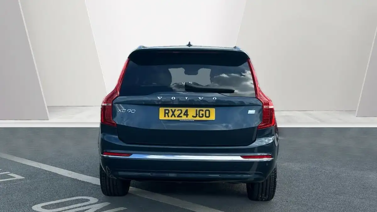 2024-volvo-xc90-20-t8-ultimate-dark-big-6