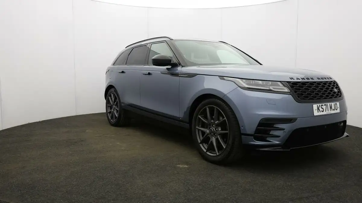 2022-land-rover-range-rover-velar-20-d200-r-dynamic-hse-big-43