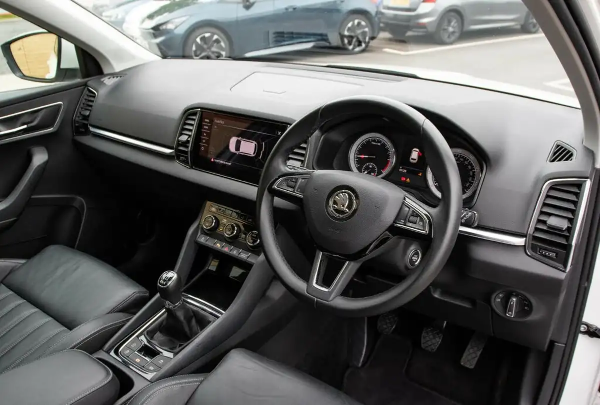 2019-skoda-karoq-20tdi-edition-150ps-4x4-big-3
