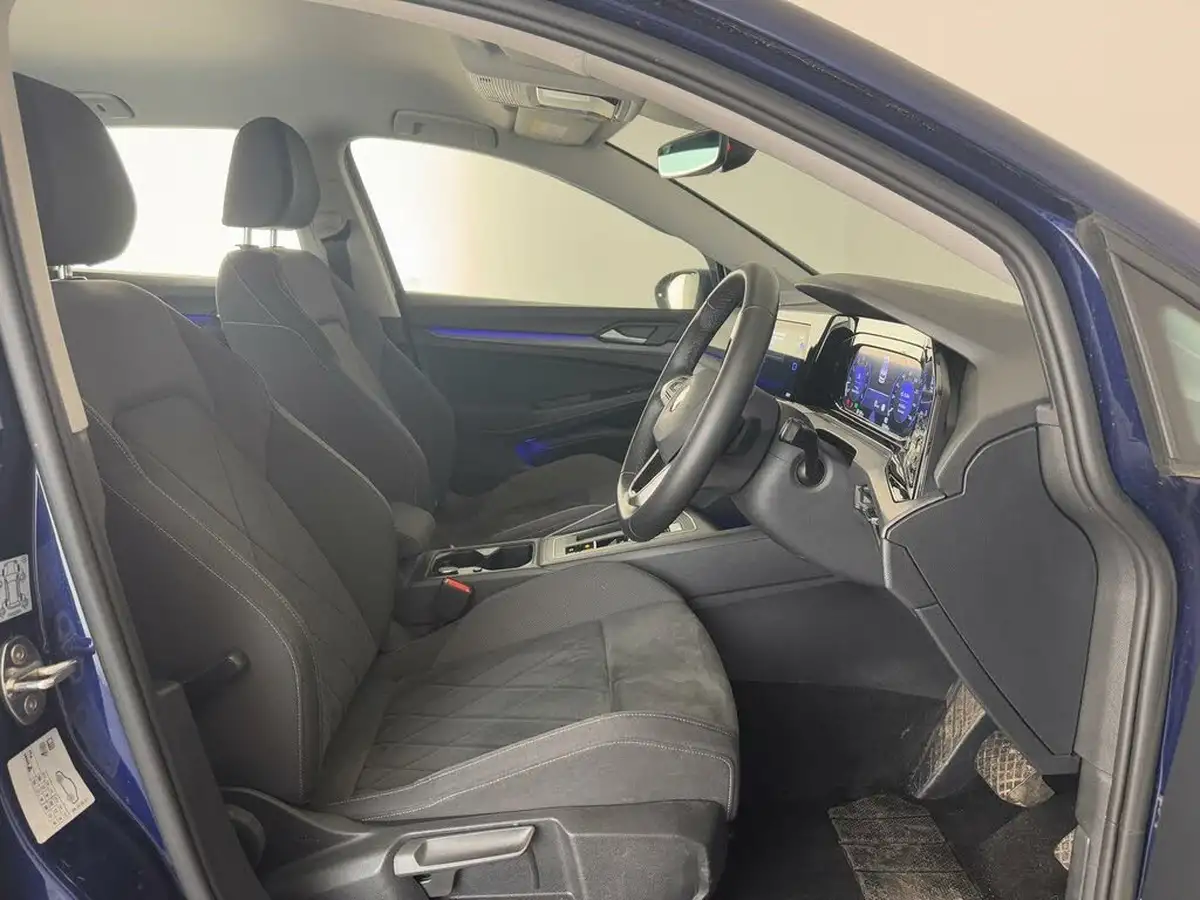 2021-volkswagen-golf-15-etsi-style-150ps-hatchback-big-18
