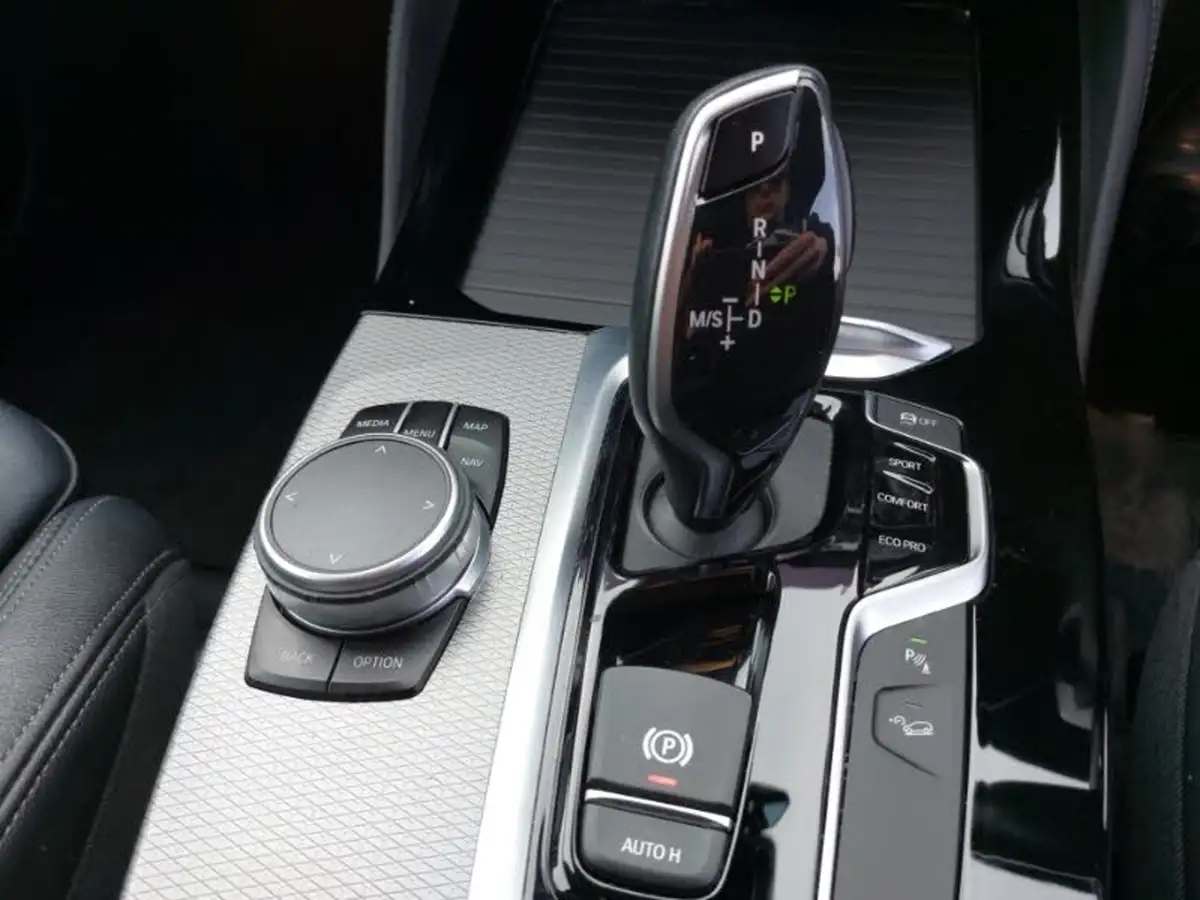 2019-bmw-x4-20td-xdrive20d-m-sport-big-17