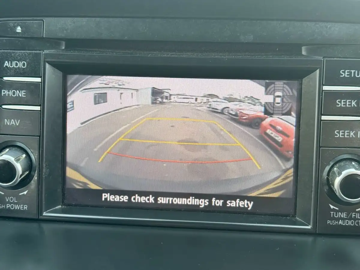 2015-mazda-mazda6-22td-sport-nav-175ps-tourer-5d-big-11