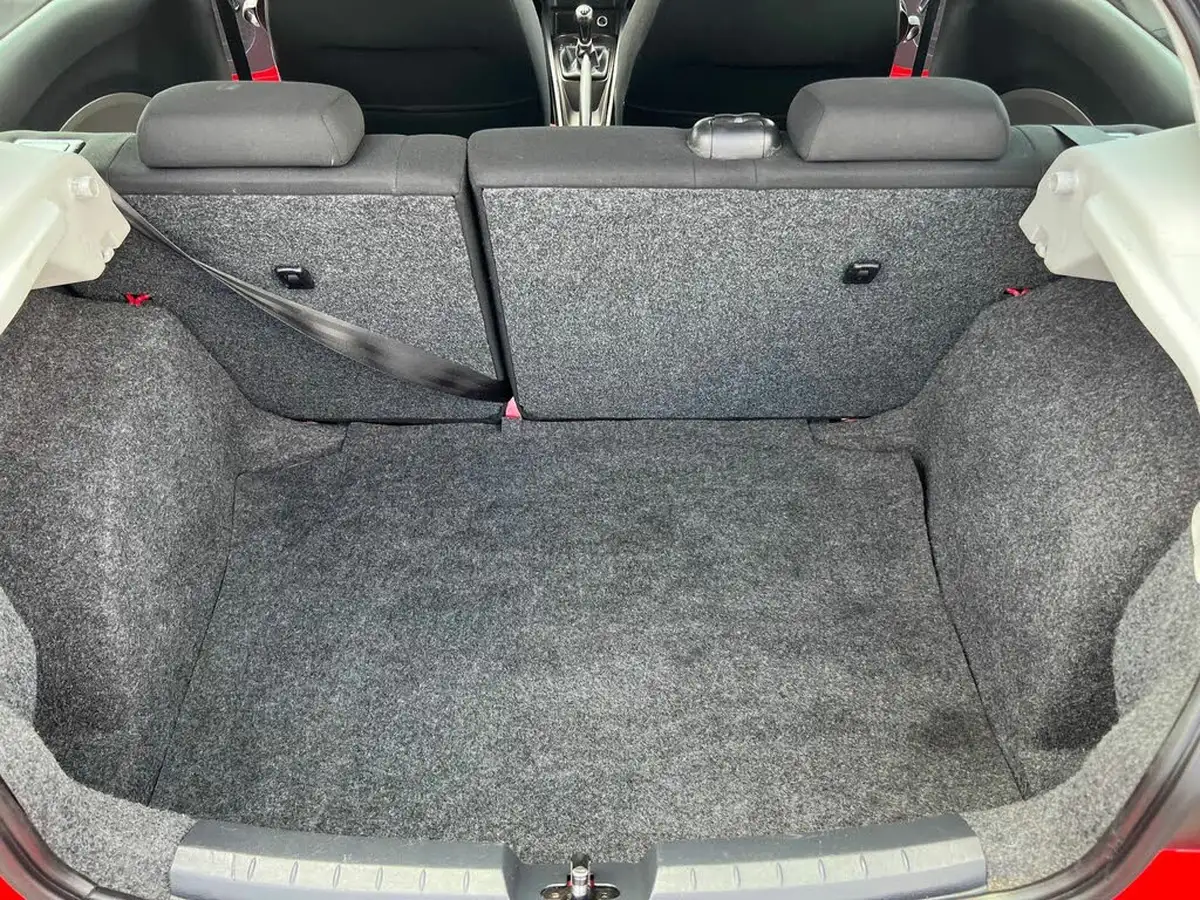 2013-seat-ibiza-14-toca-16v-85ps-sportcoupe-3d-big-37