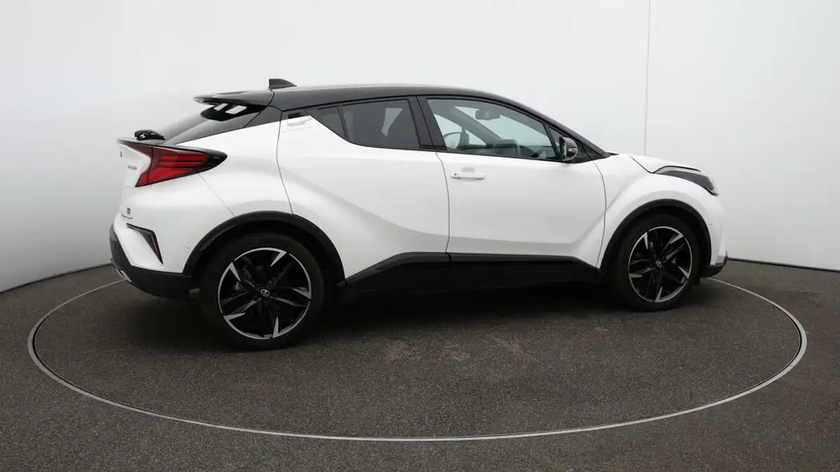 2022-toyota-c-hr-18-vvt-i-gr-sport-big-42