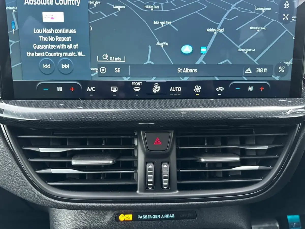 2025-ford-focus-10t-st-line-155ps-estate-powershift-big-23