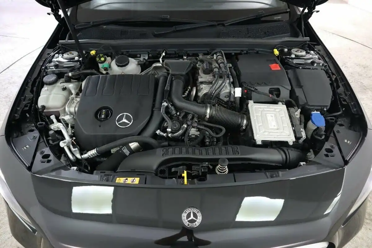 2020-mercedes-benz-a-class-13-a250e-amg-line-premium-plus-saloon-4d-big-23