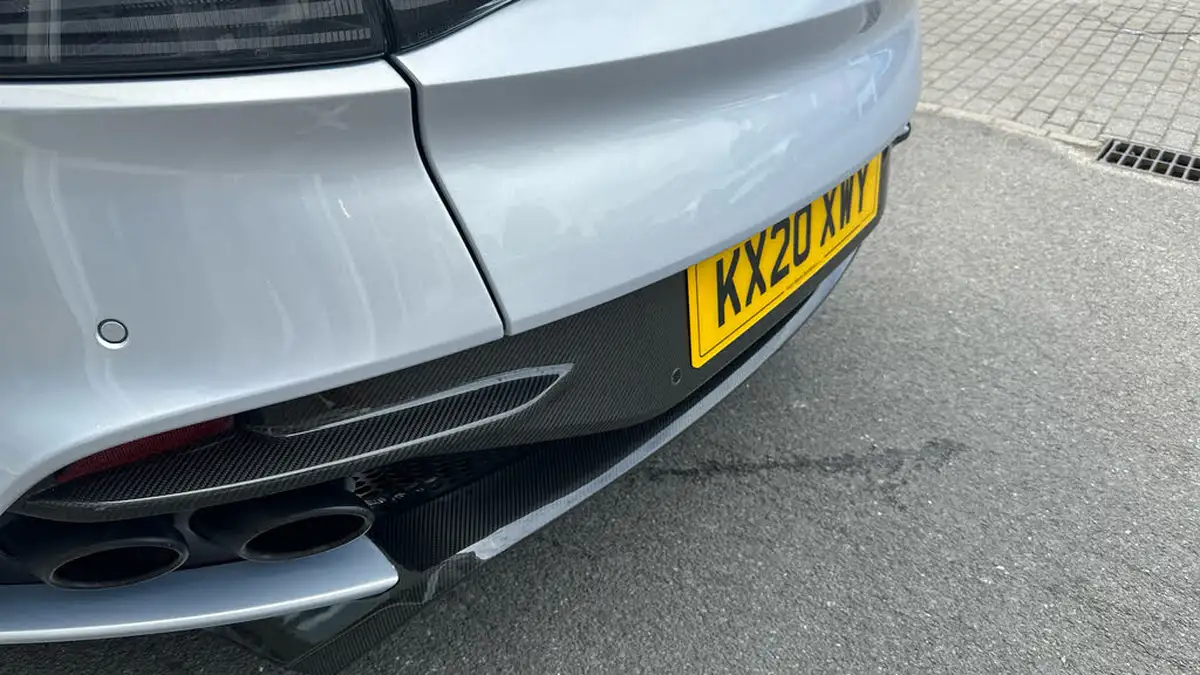 2020-aston-martin-dbs-52-v12-superleggera-big-24
