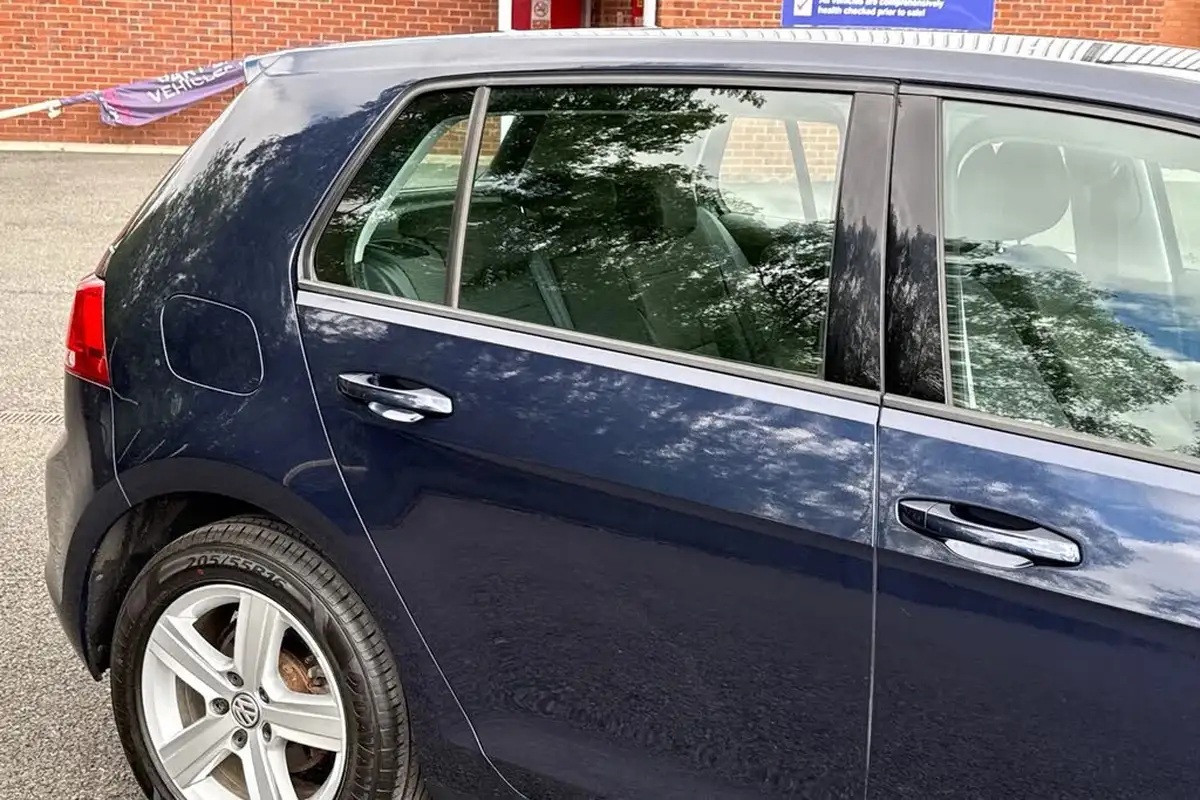 2016-volkswagen-golf-14-match-5d-big-27