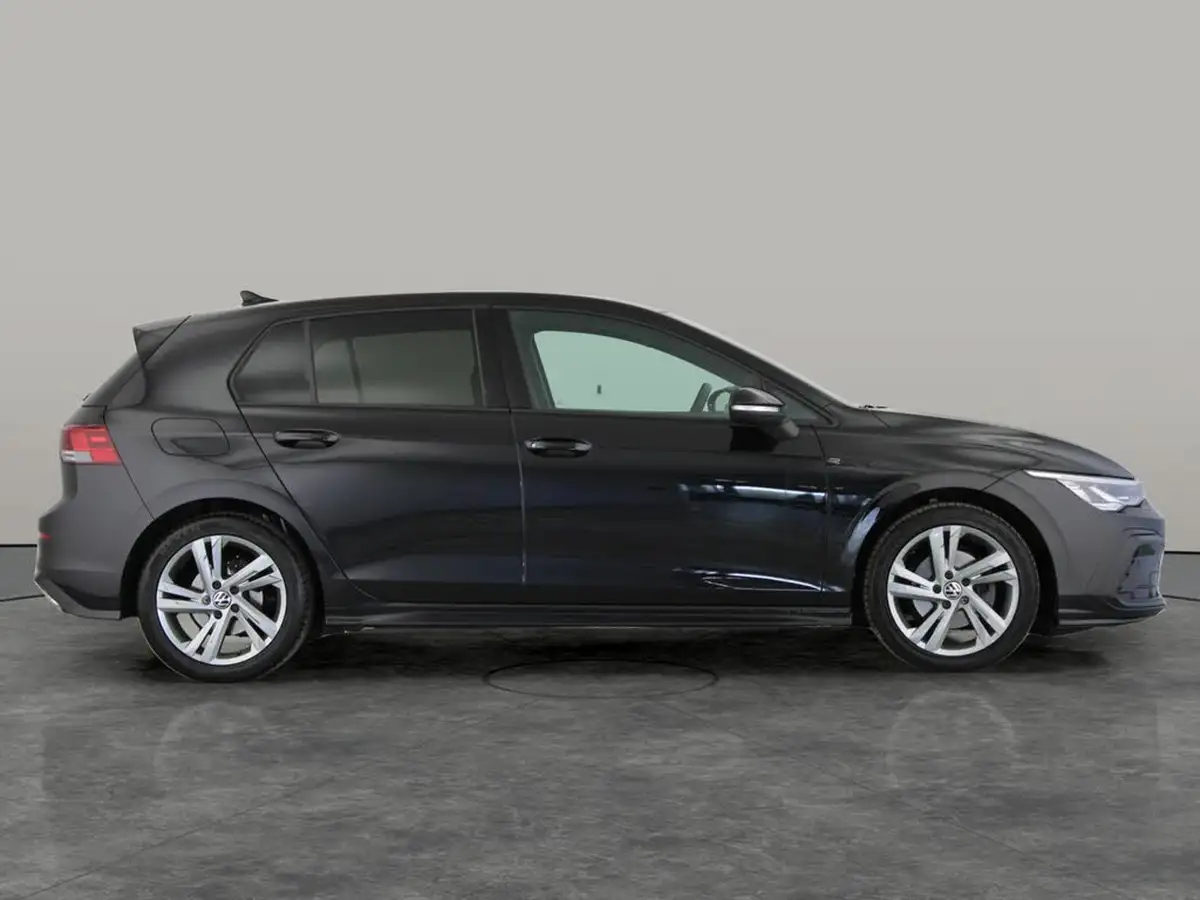 2022-volkswagen-golf-15-tsi-r-line-130ps-hatchback-big-7