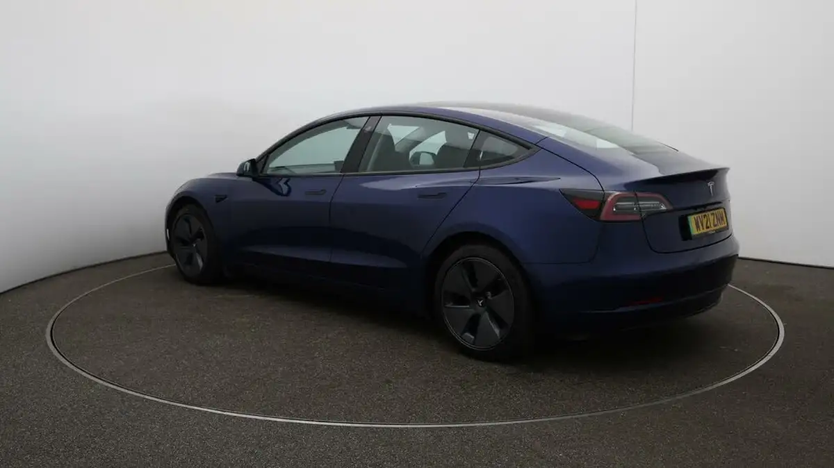 2021-tesla-model-3-e-long-range-4x4-big-53
