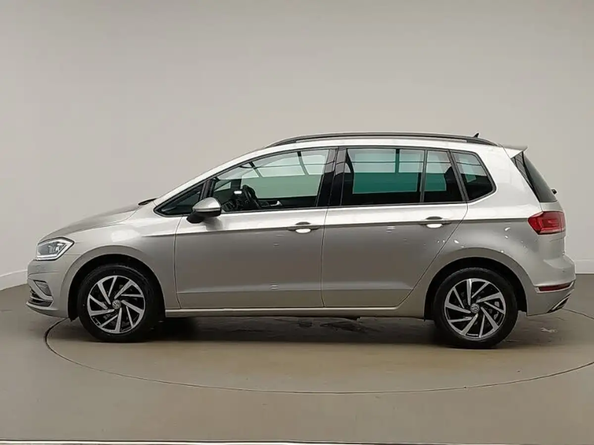 2020-volkswagen-golf-sv-15-tsi-match-150ps-ss-dsg-big-3