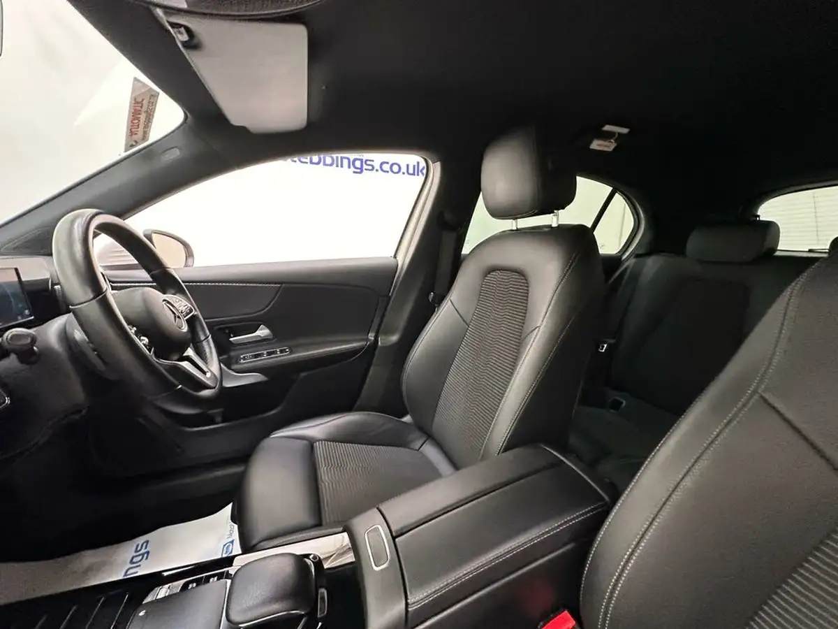 2019-mercedes-benz-a-class-15d-a180d-sport-hatchback-5d-7g-dct-big-29