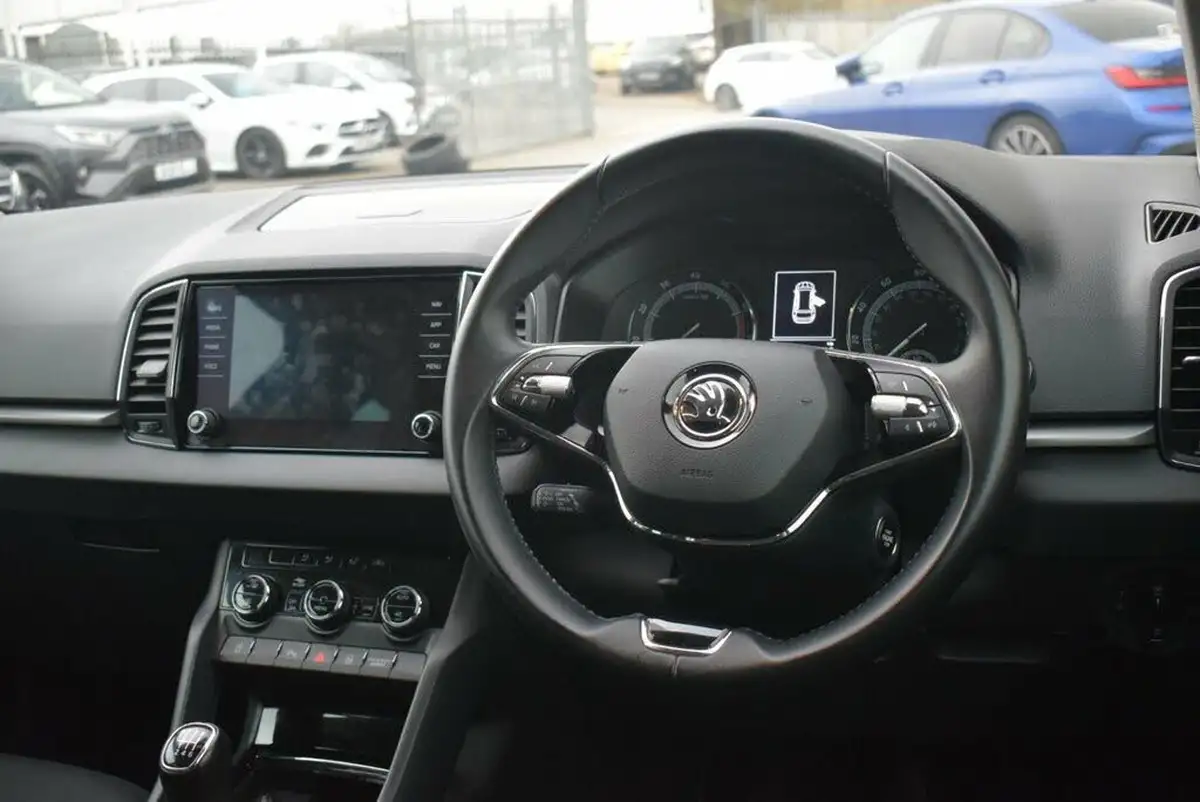 2021-skoda-karoq-15-tsi-se-technology-big-4
