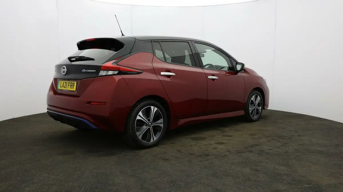 2021-nissan-leaf-e-n-connecta-big-6