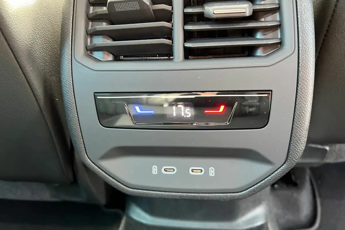 2024-cupra-formentor-15-tsi-v2-dsg-big-16