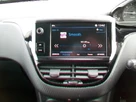 2018-peugeot-208-12-puretech-black-edition-small-7