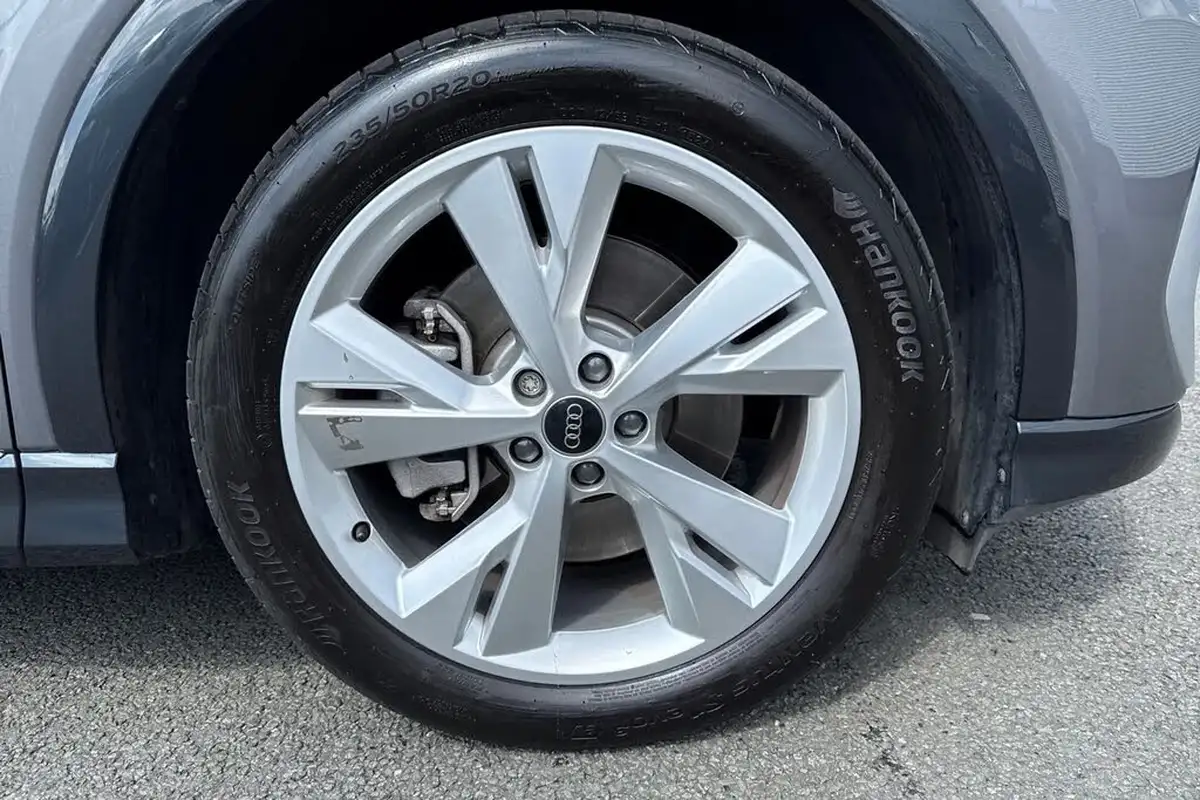 2024-audi-q4-e-tron-45e-s-line-sportback-auto-big-8