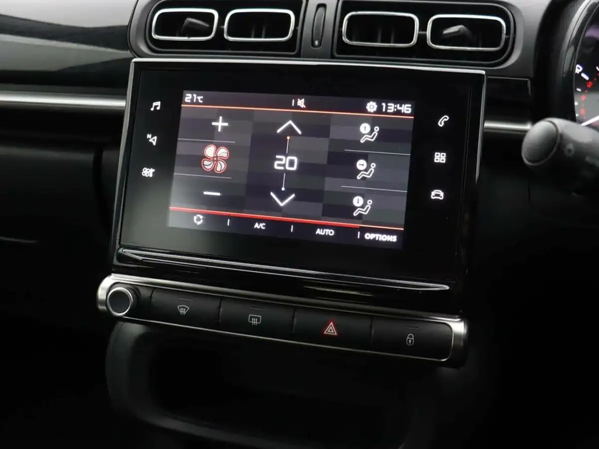 2020-citroen-c3-12-puretech-flair-83ps-big-16