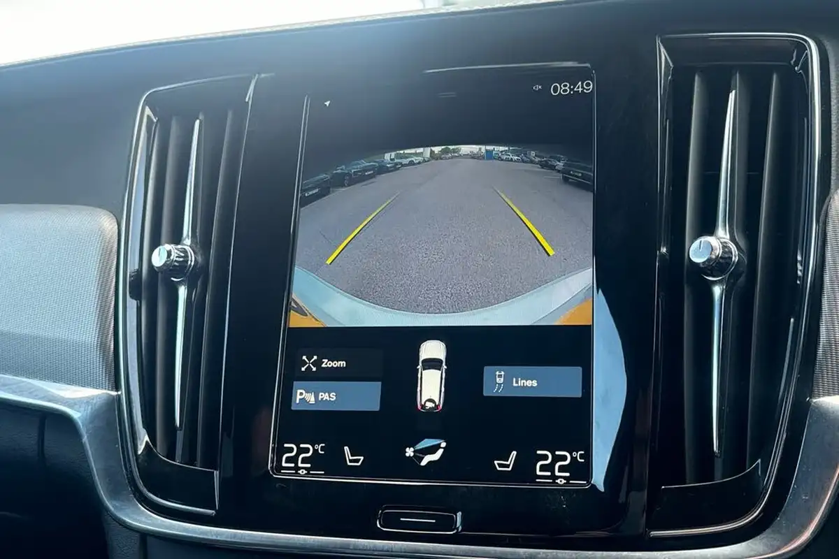 2020-volvo-v90-20-t6-r-design-big-15