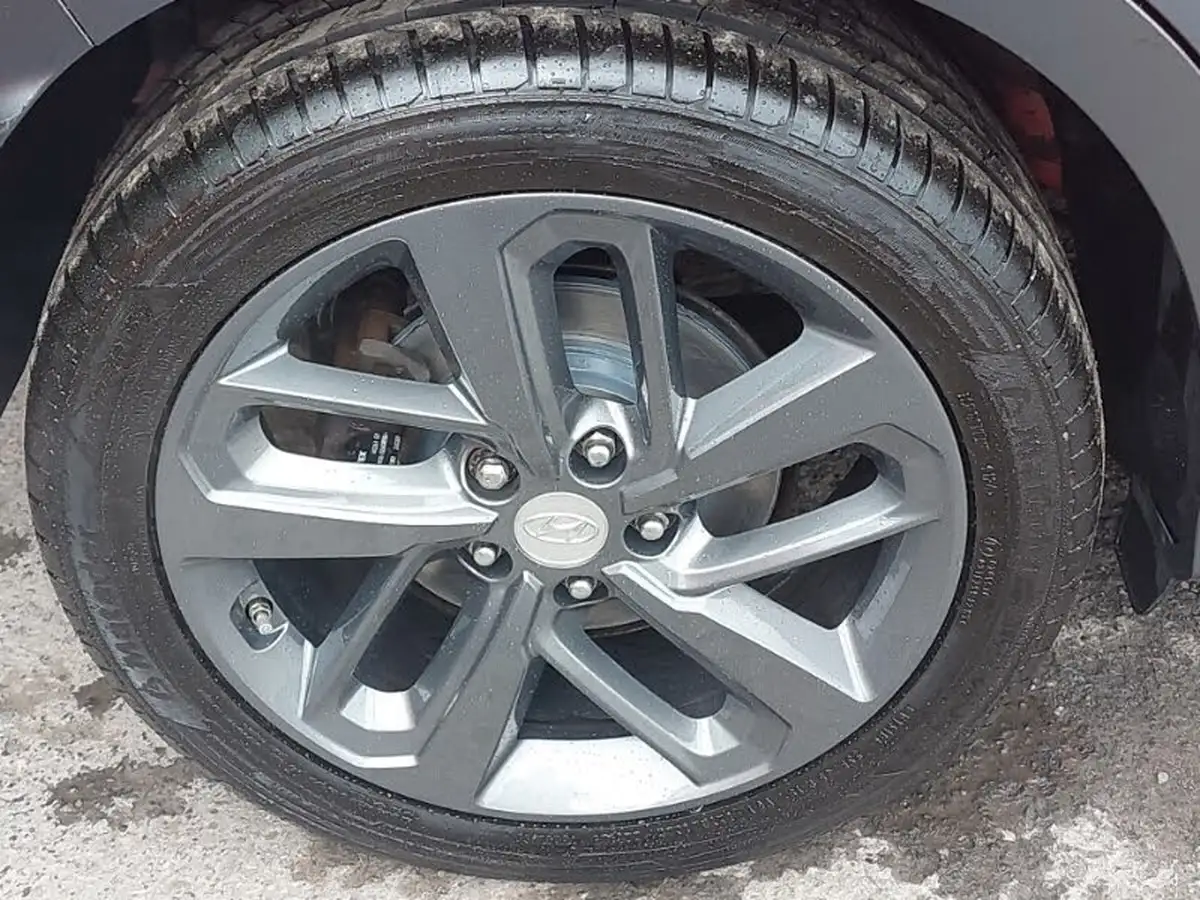 2019-hyundai-kona-16-t-gdi-premium-gt-1-tone-roof-big-8