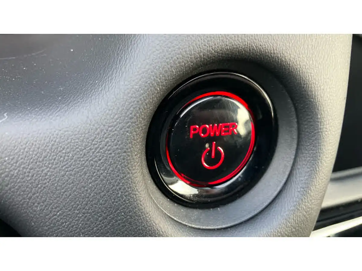 2025-honda-jazz-15-i-mmd-crosstar-advance-big-16