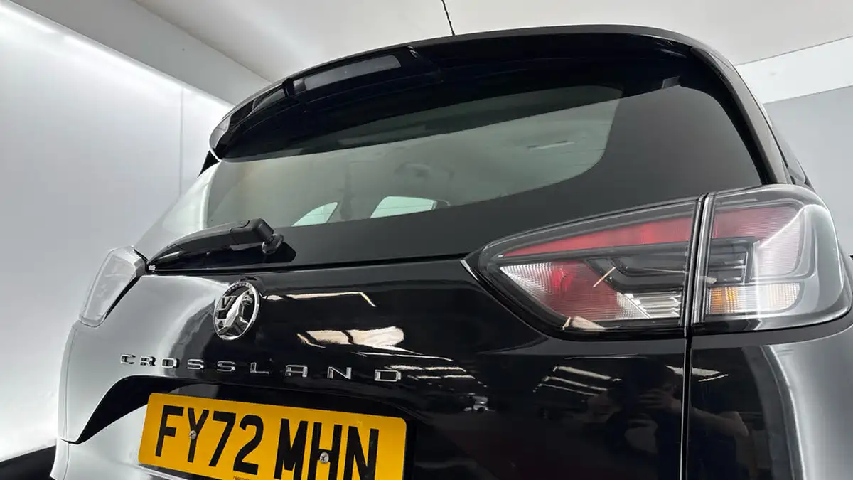 2022-vauxhall-crossland-12i-design-big-22