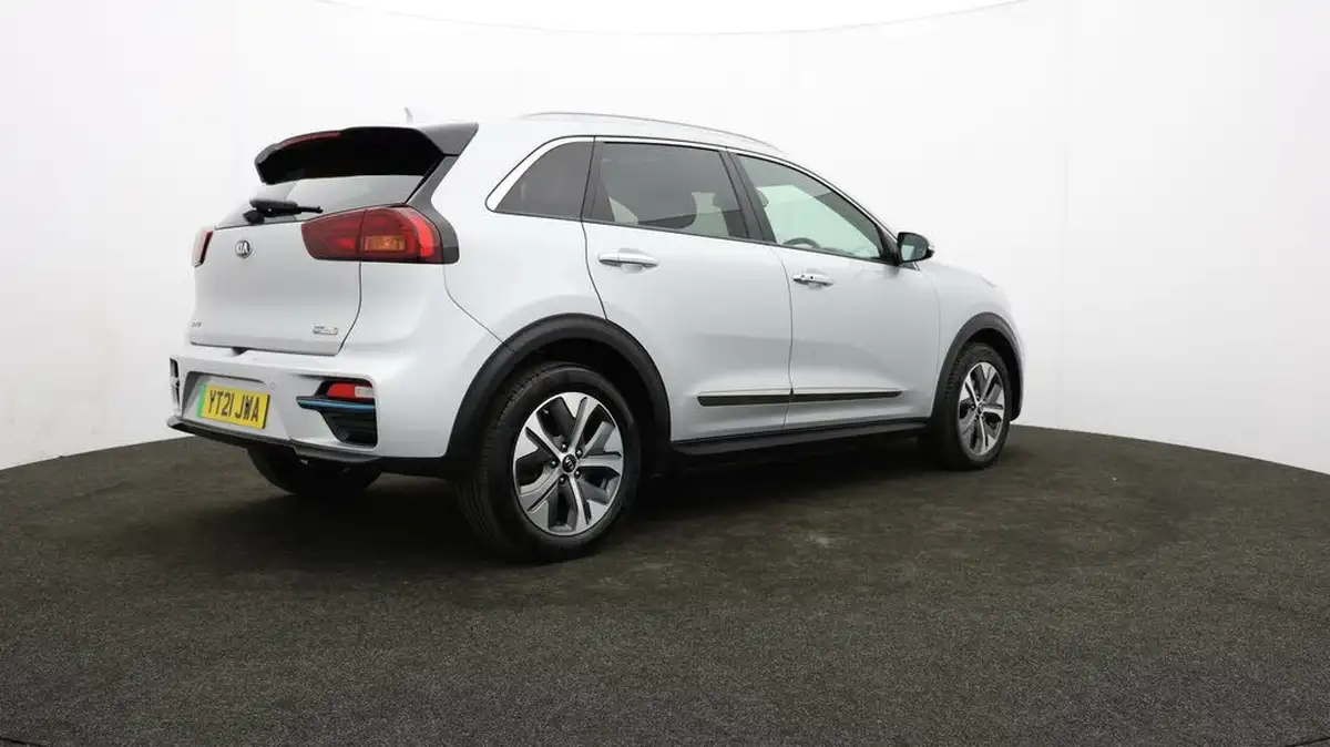 2021-kia-e-niro-ev-4-big-6