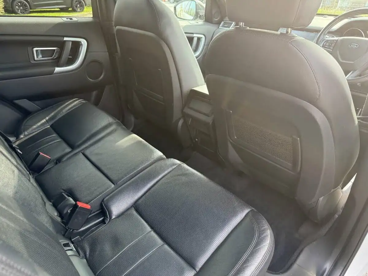 2018-land-rover-discovery-sport-20td4-landmark-big-43