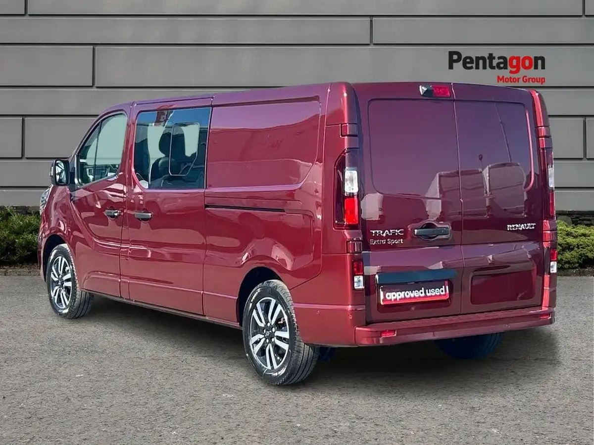 2025-renault-trafic-20dci-ll30-150-extra-sport-panel-big-1