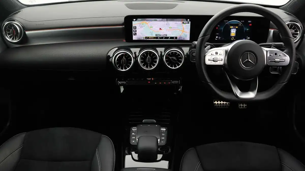 2022-mercedes-benz-a-class-13-a180-amg-line-executive-edition-hatchback-5d-7g-dct-big-12