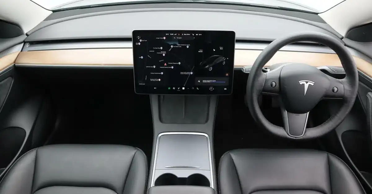 2021-tesla-model-3-e-long-range-4x4-big-13