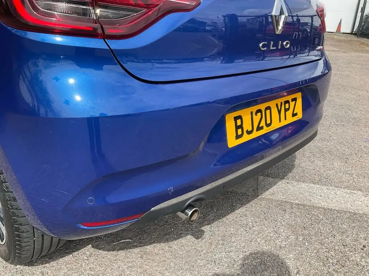 2020-renault-clio-10-sce-iconic-75bhp-big-22