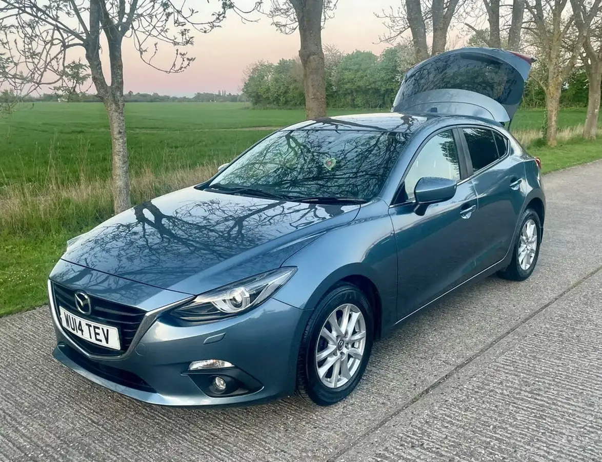 2014-mazda-mazda3-20-se-l-nav-hatchback-5d-big-11