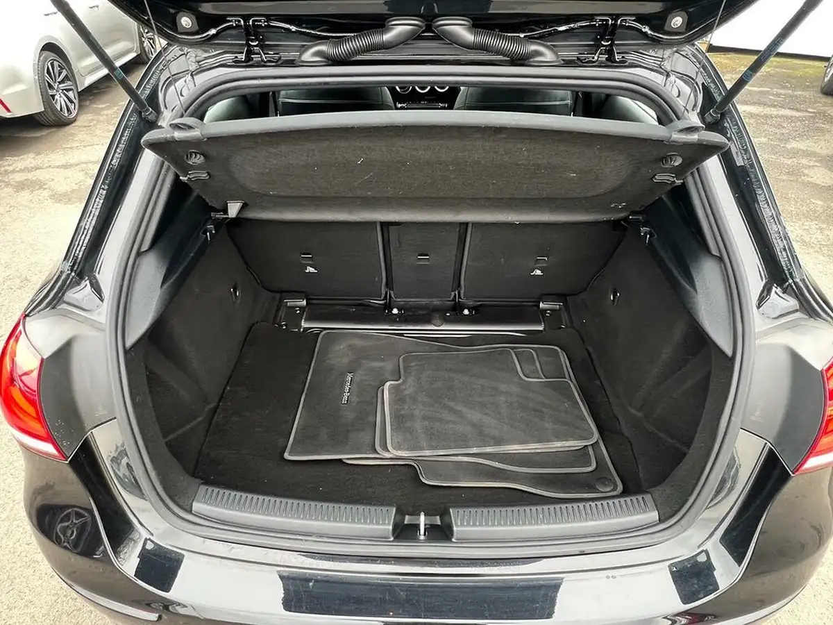 2019-mercedes-benz-a-class-15d-a180d-sport-hatchback-5d-7g-dct-big-31