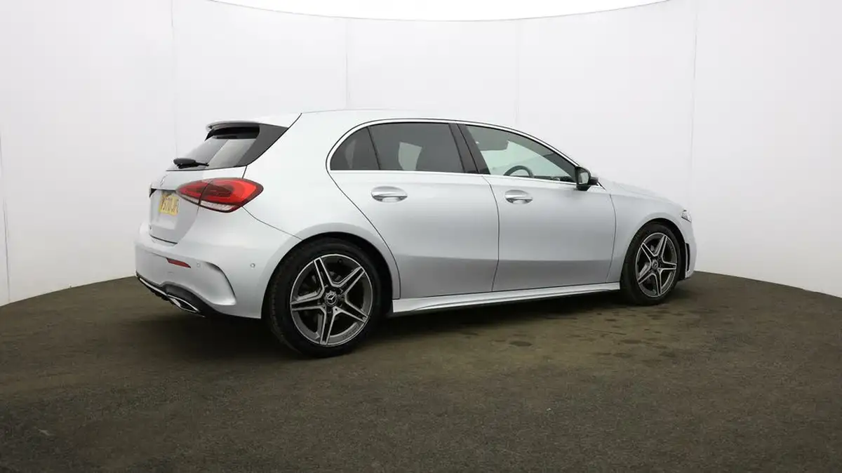 2020-mercedes-benz-a-class-13-a200-amg-line-premium-hatchback-5d-7g-dct-big-48
